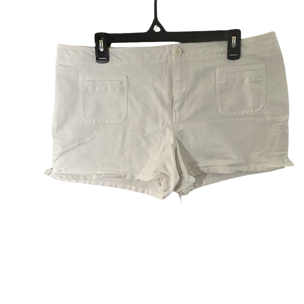 Tilt Women's White Shorts Size 15